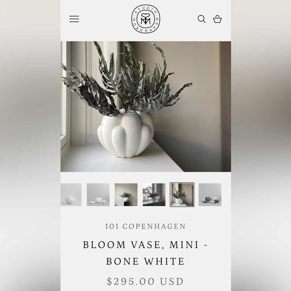 101 Copenhagen Bloom Vase, Mini - Bone White - Picture 7 of 14